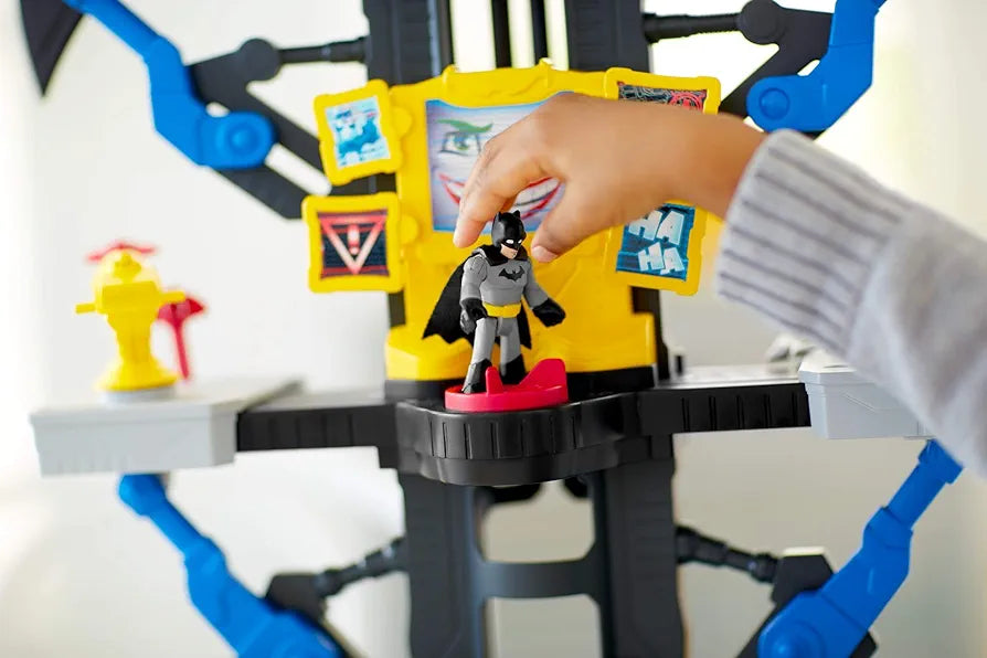Fisher-Price Imaginext DC Super Friends Batman Playset Transforming Batcave with Batman & The Joker Figures for Preschool Kids Ages 3+ Years