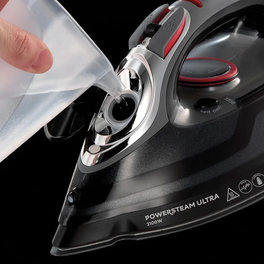 RUSSELL HOBBS STEAM IRON